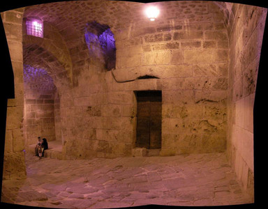 2009 Syria 37  - Aleppo The citadel.jpg