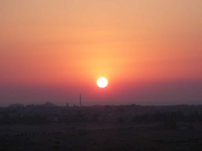 2009 Syria 59  - Palmyra sunrise over the ruins.jpg