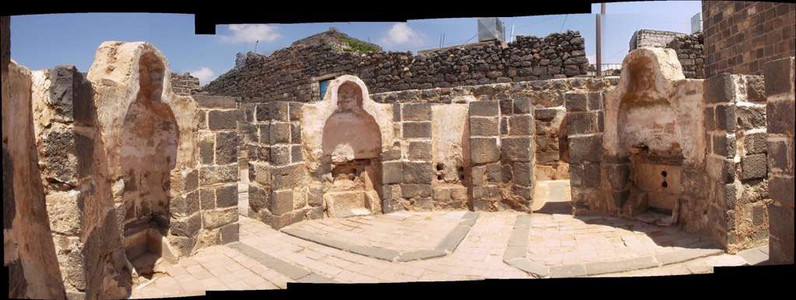 2009 Syria 80  - Bosra Haman had interwall and underfloor heating.jpg